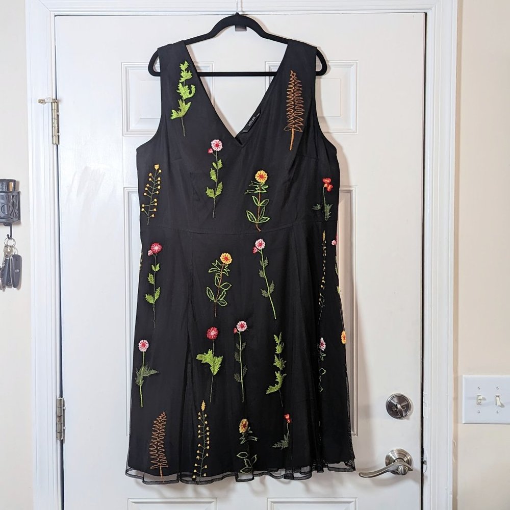 Black Floral Embroidered Mesh Party Dress